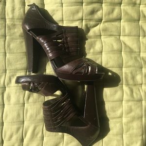 Good condition brown Calvin Klein cage sandals